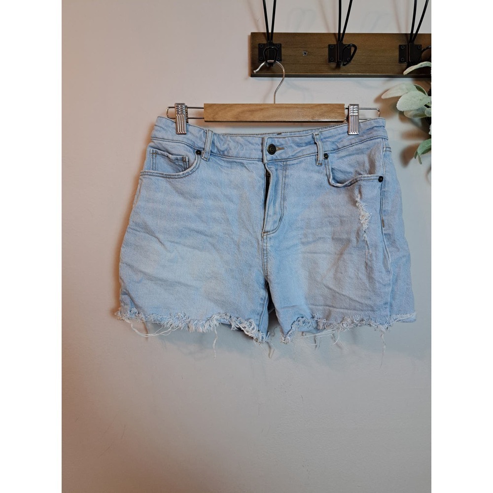 Loft Women's Cut Off Light Wash Distressed Shorts W 27